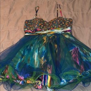 Super Cute Prom or HOCO Dress!💃🏾💃🏾💃🏾